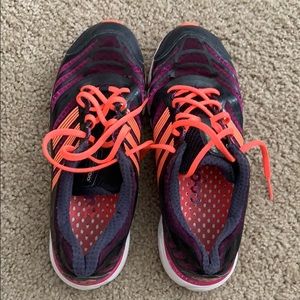 Gym shoes